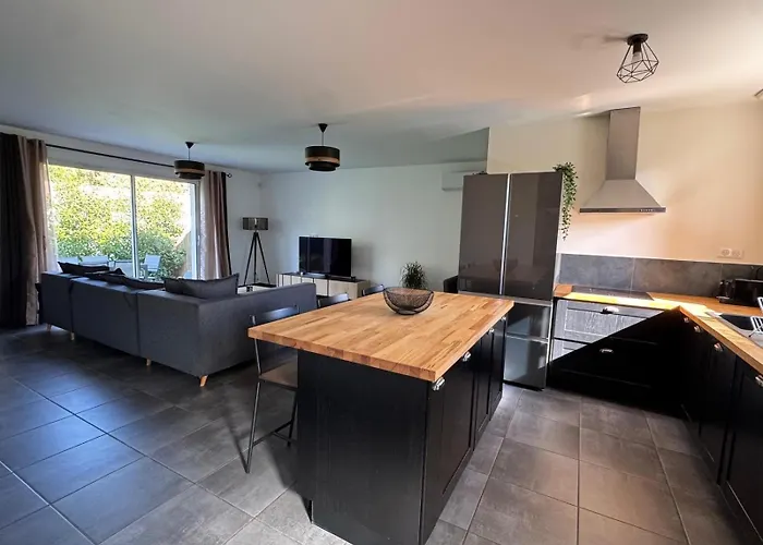 Du Chapelier بيت للعطل Gauriaguet